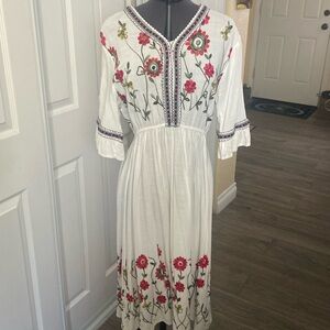 Woman’s Boho Embroidered Midsommar flower Dress